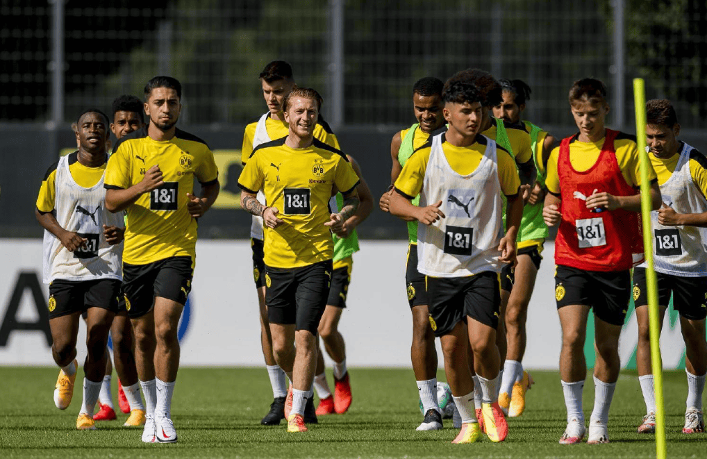 九游娱乐-关于清晨足总杯焦点战，多特蒙德完成体检，态度坚定，资深球员宣示担当的信息