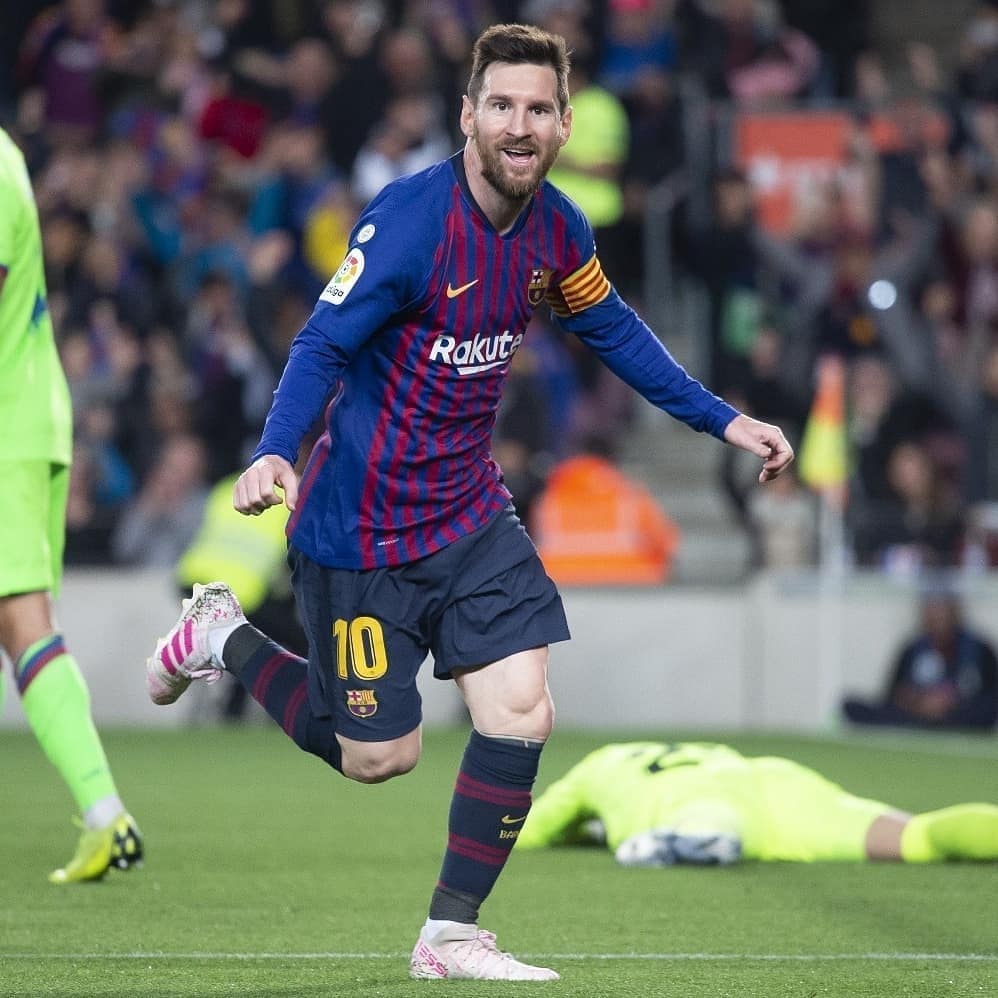 百家乐- 北京国安训练开放日；关键时刻战术微调引欢呼；国王杯在即；控场能力受关注